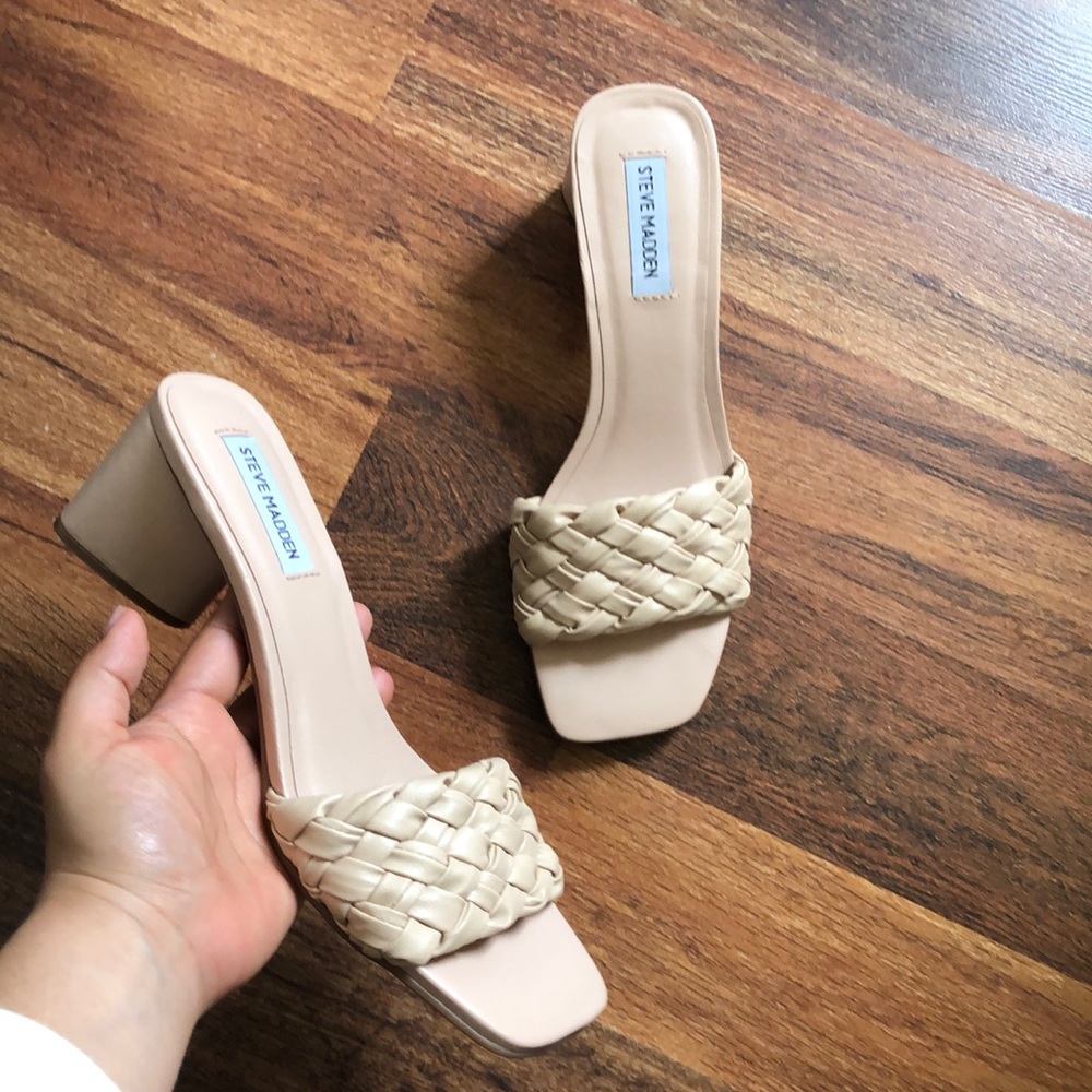 NWOT Steve Madden Palas Nude Basketweave Slip On Sandals/ Heeled Sandals/Heels